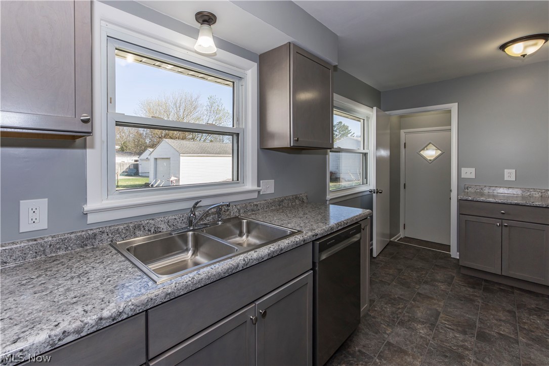 1132 Battles Avenue Akron OH 44314