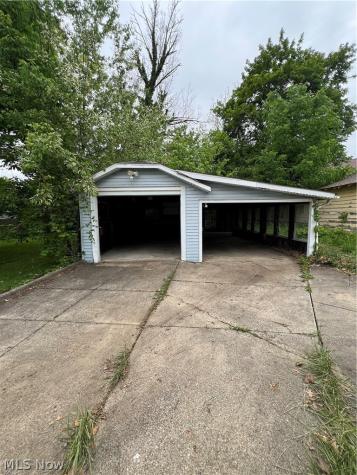 797 Stoner Street Akron OH 44320