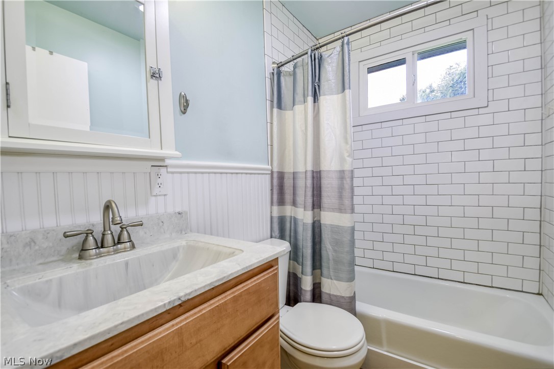 4112 Wood Road Madison OH 44057
