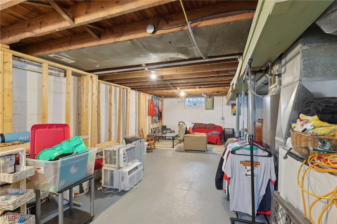 705 Oak Street Medina OH 44256