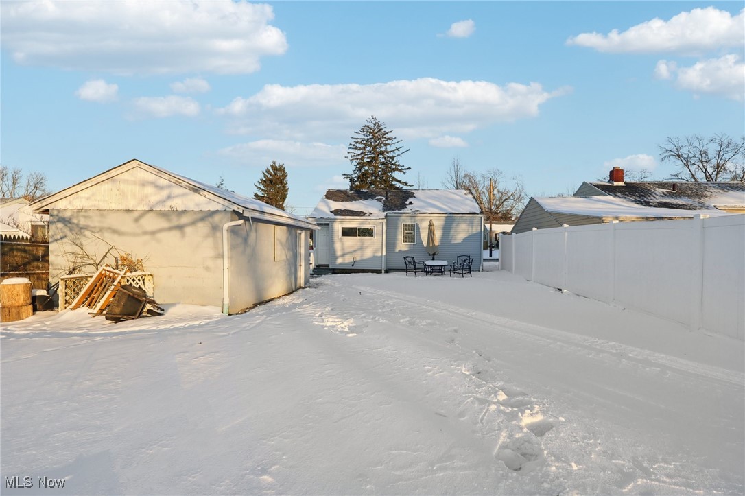 705 Oak Street Medina OH 44256