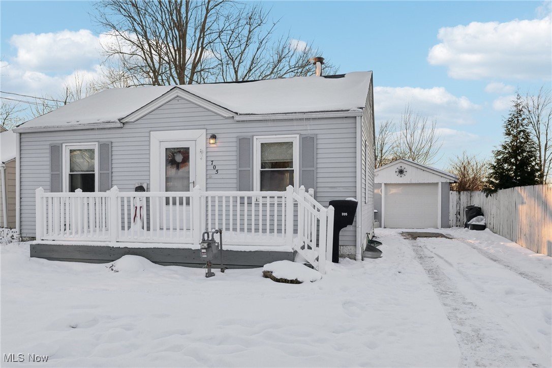 705 Oak Street Medina OH 44256