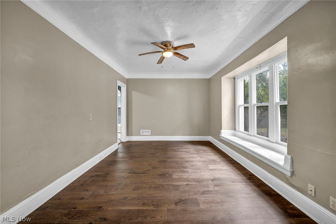 1677 Carlyon Road East Cleveland OH 44112