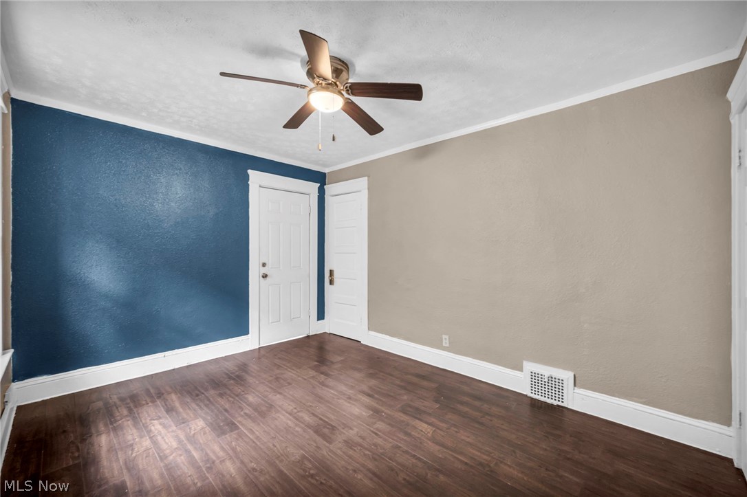 1677 Carlyon Road East Cleveland OH 44112