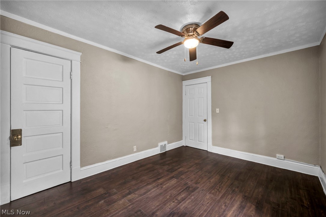 1677 Carlyon Road East Cleveland OH 44112
