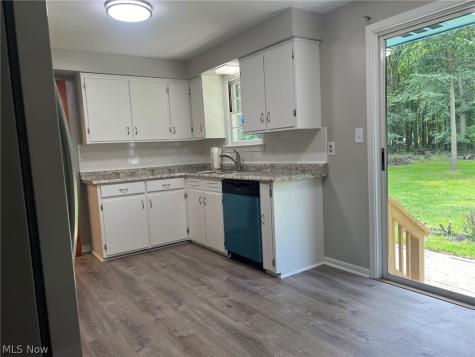 1842 Columbia Road Westlake OH 44145