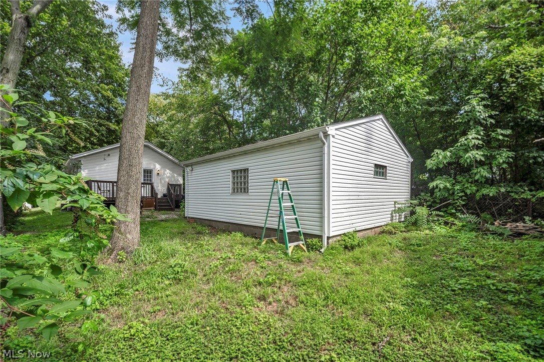 1382 Honodle Avenue Akron OH 44305