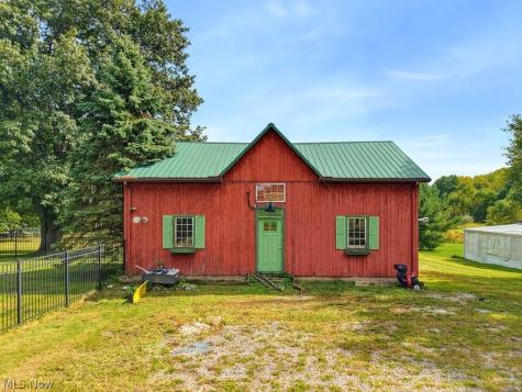 149 N Medina Line Road Medina OH 44256