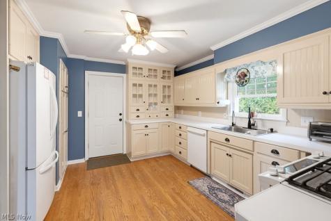 149 N Medina Line Road Medina OH 44256