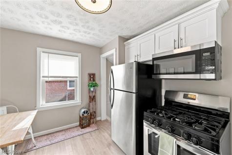 9310 Orchard Avenue Brooklyn OH 44144