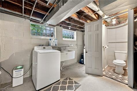 9310 Orchard Avenue Brooklyn OH 44144