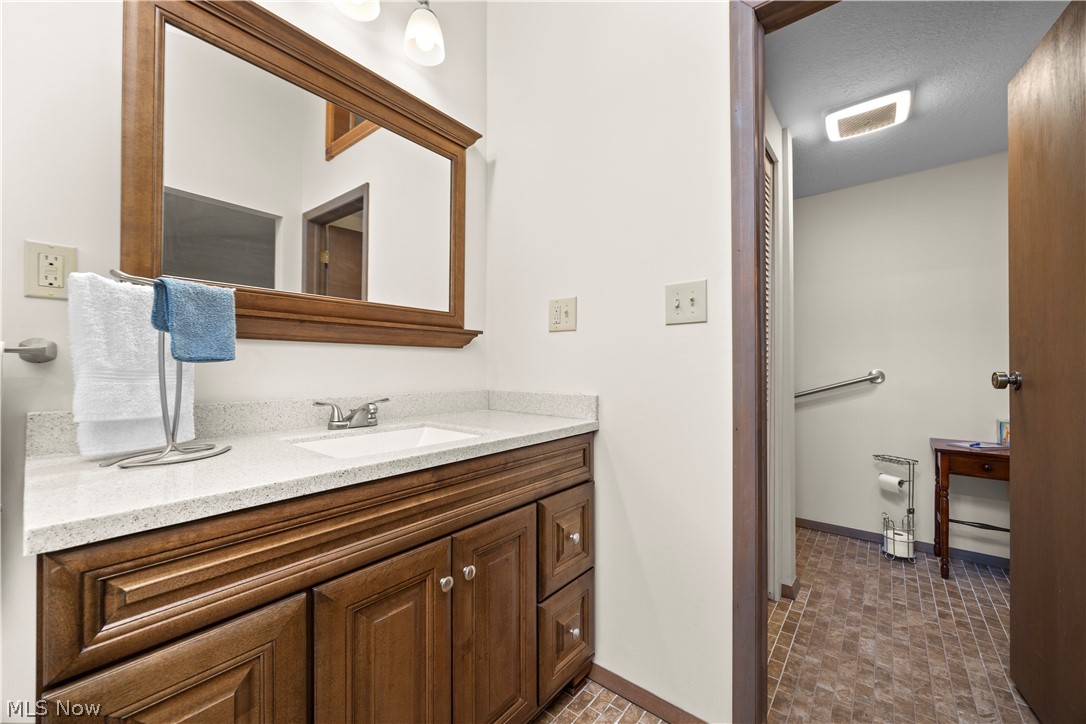 13696 West Road Oberlin OH 44074