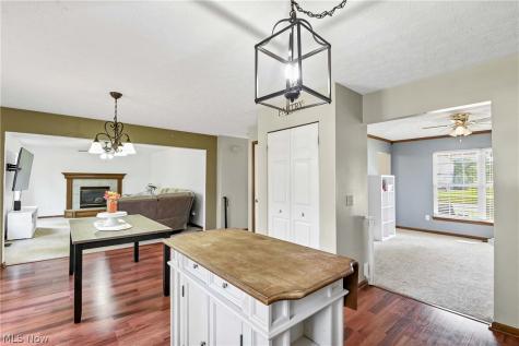 2144 Reserve Circle N Lorain OH 44053