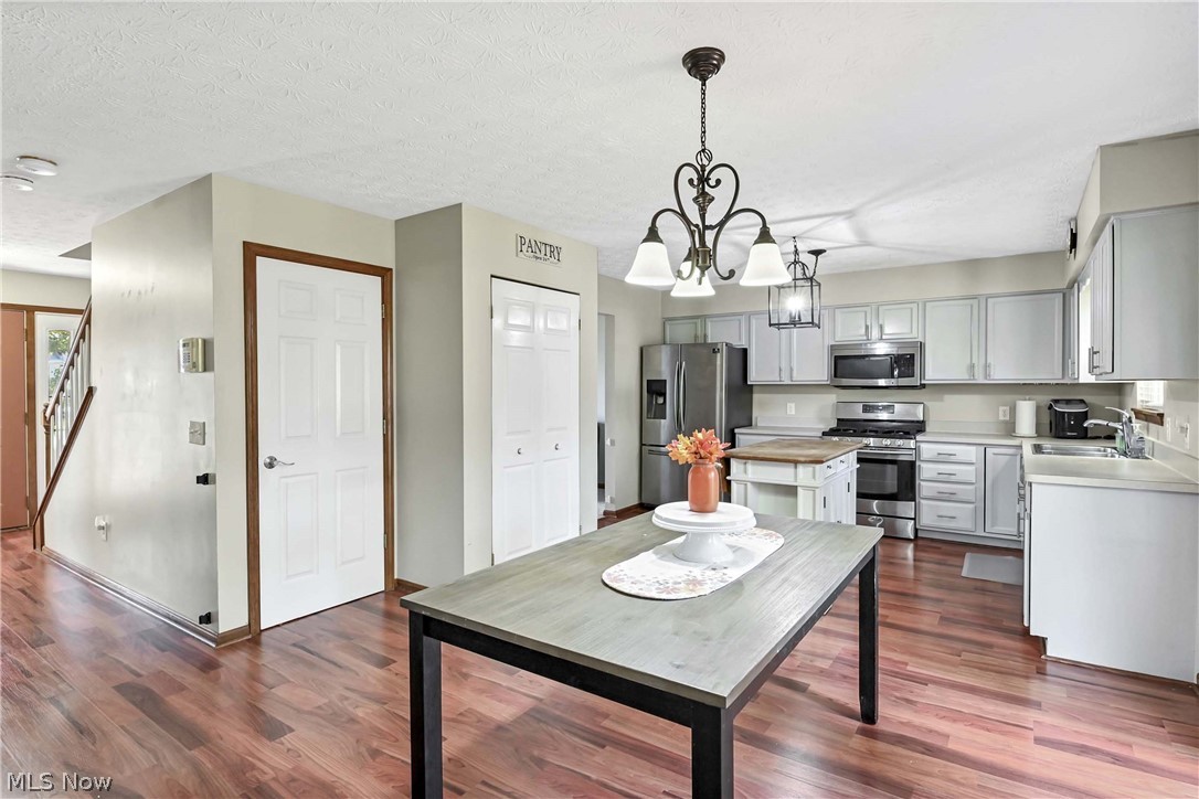 2144 Reserve Circle N Lorain OH 44053