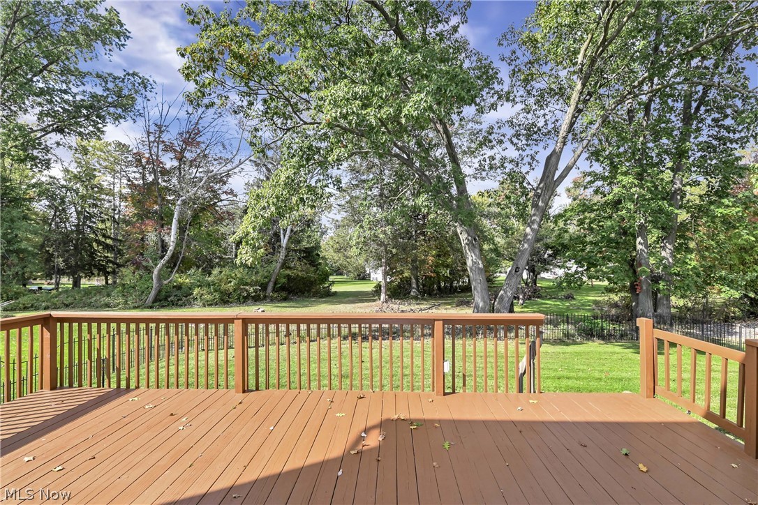 2144 Reserve Circle N Lorain OH 44053