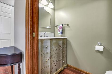 2144 Reserve Circle N Lorain OH 44053