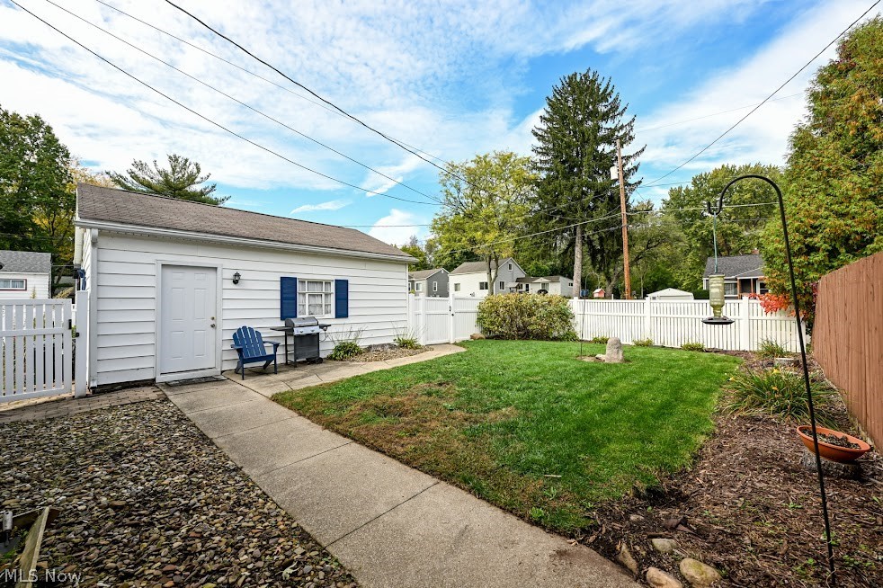 751 Rextur Drive New Franklin OH 44319