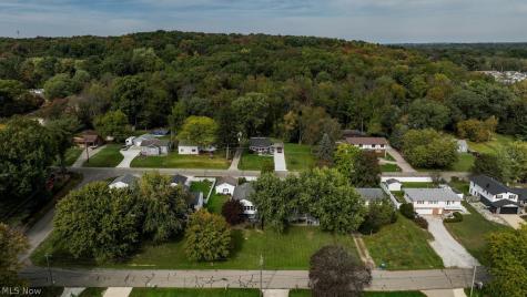 751 Rextur Drive New Franklin OH 44319