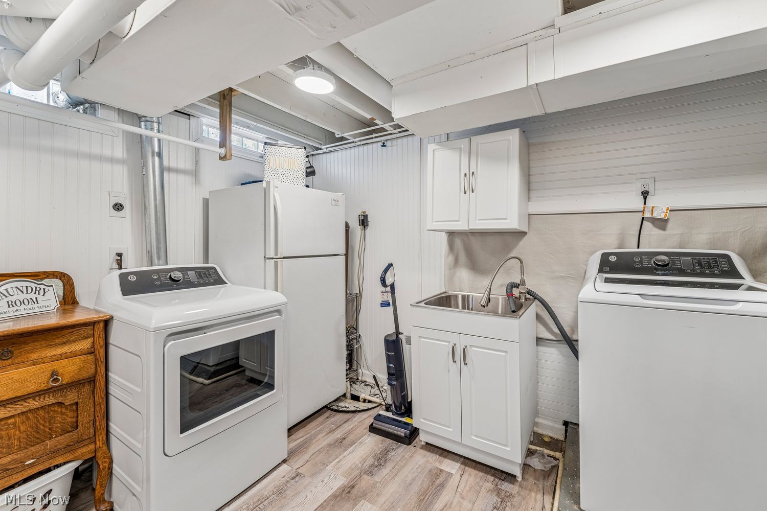 24933 Antler Drive North Olmsted OH 44070