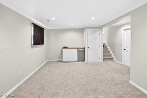3811 N Sunnyfield Drive Copley OH 44321