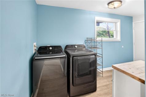 3811 N Sunnyfield Drive Copley OH 44321
