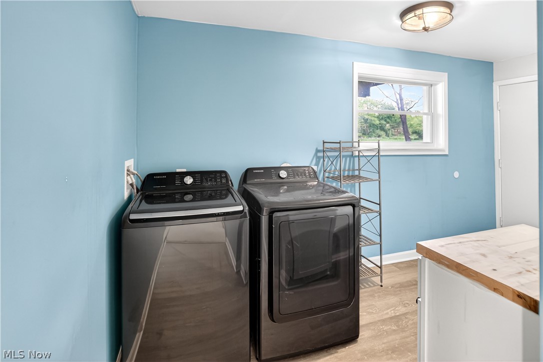 3811 N Sunnyfield Drive Copley OH 44321