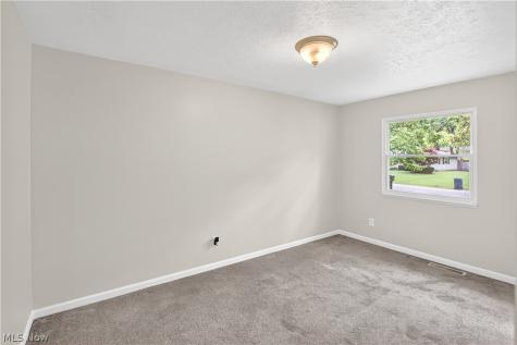 3811 N Sunnyfield Drive Copley OH 44321