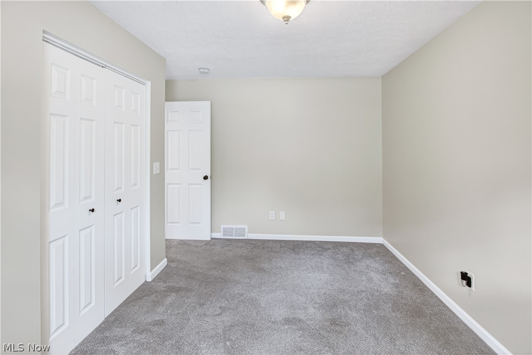 3811 N Sunnyfield Drive Copley OH 44321