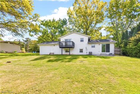 3811 N Sunnyfield Drive Copley OH 44321