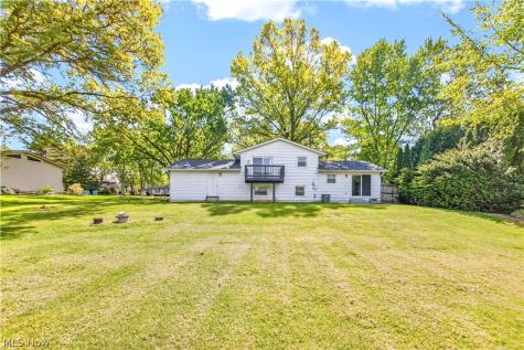 3811 N Sunnyfield Drive Copley OH 44321