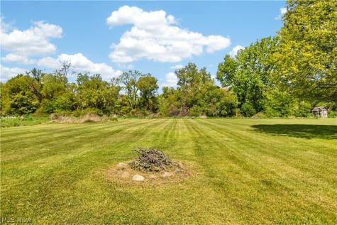 3811 N Sunnyfield Drive Copley OH 44321