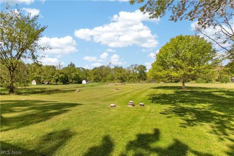 3811 N Sunnyfield Drive Copley OH 44321
