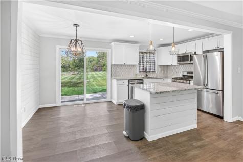 3811 N Sunnyfield Drive Copley OH 44321