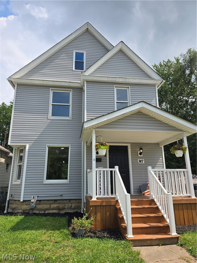 747 W River Road N Elyria OH 44035