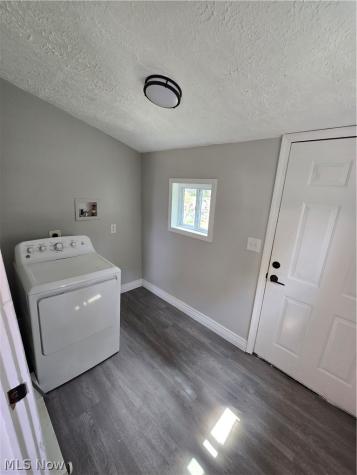 747 W River Road N Elyria OH 44035