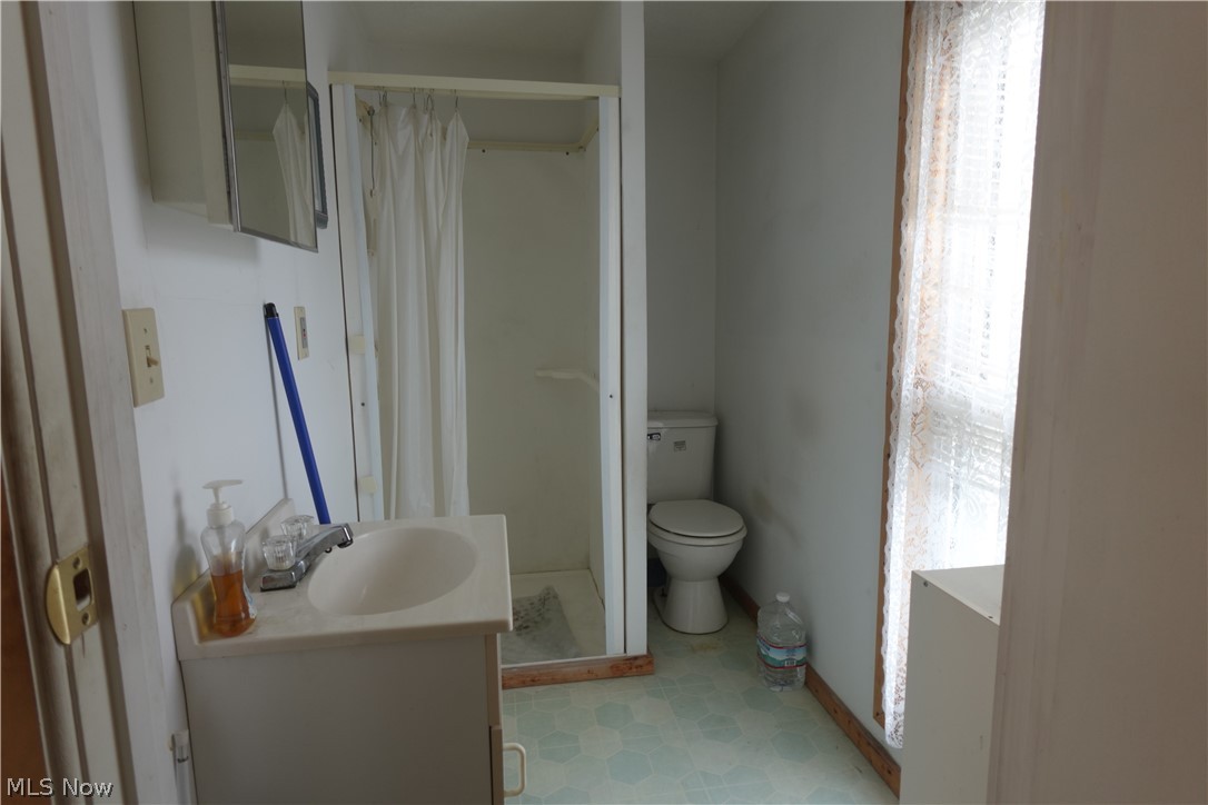 808 South Zane Highway Martins Ferry OH 43935