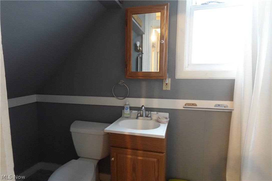 808 South Zane Highway Martins Ferry OH 43935