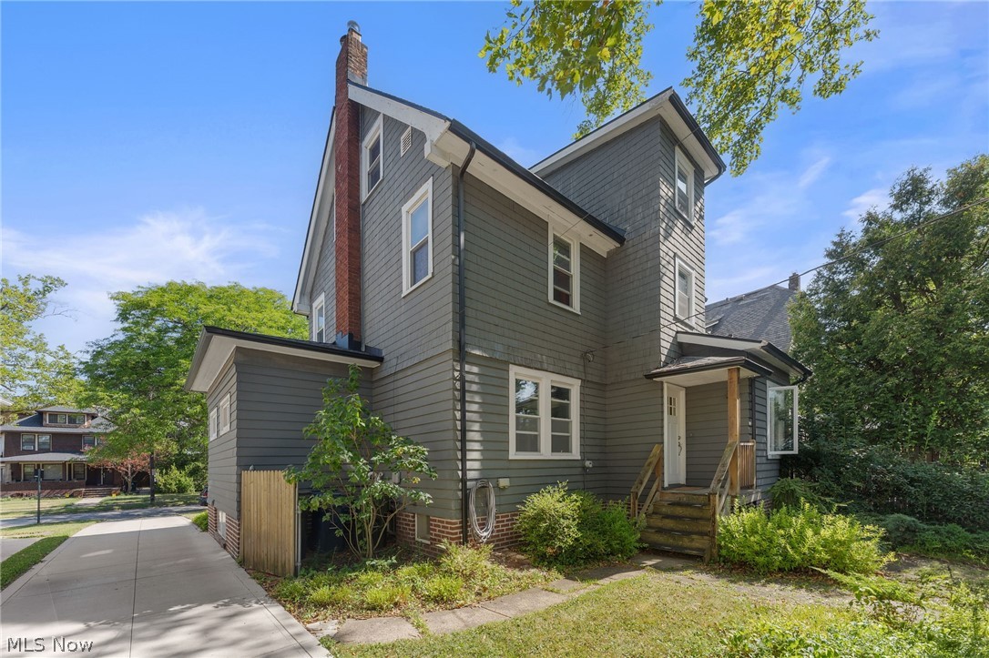 3080 E Overlook Road Cleveland Heights OH 44118