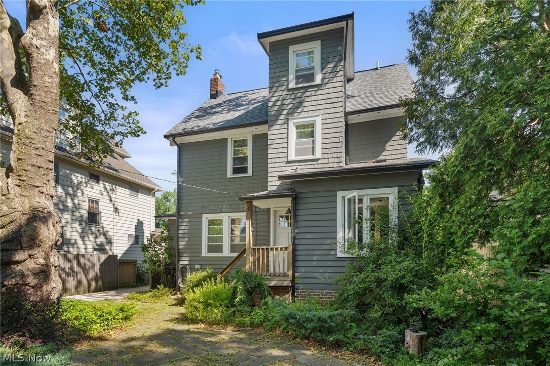 3080 E Overlook Road Cleveland Heights OH 44118