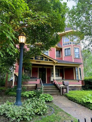 3515 Archwood Street Cleveland OH 44109