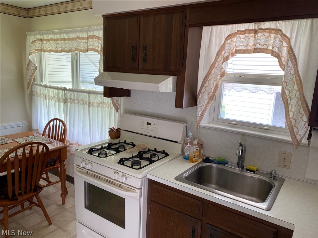 12910 Shady Oak Boulevard Garfield Heights OH 44125