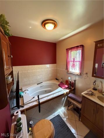 3692 E 52nd Street Cleveland OH 44105