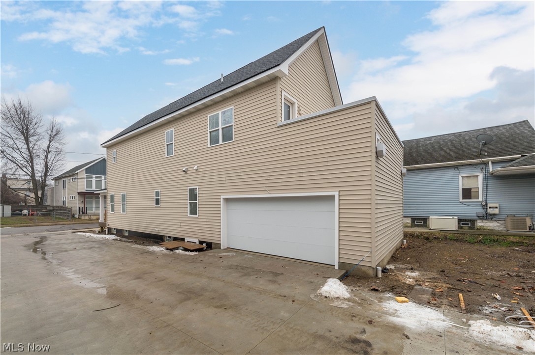 2260 W 30 Street Cleveland OH 44113