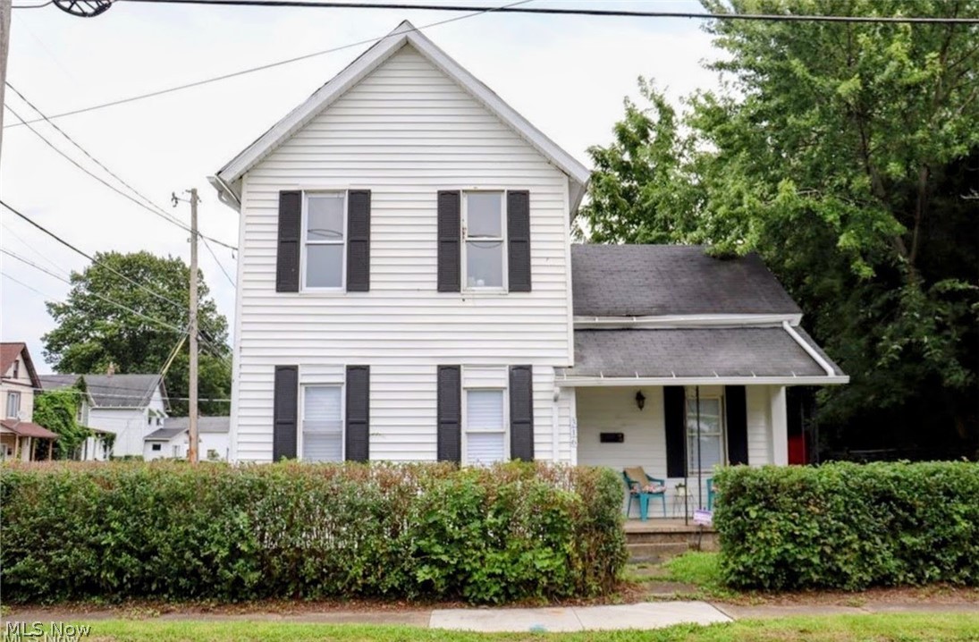 316 Young Avenue NE Canton OH 44704