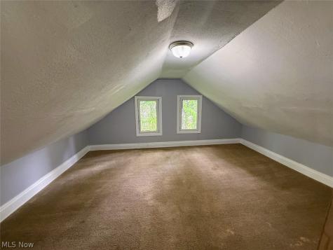 316 Young Avenue NE Canton OH 44704