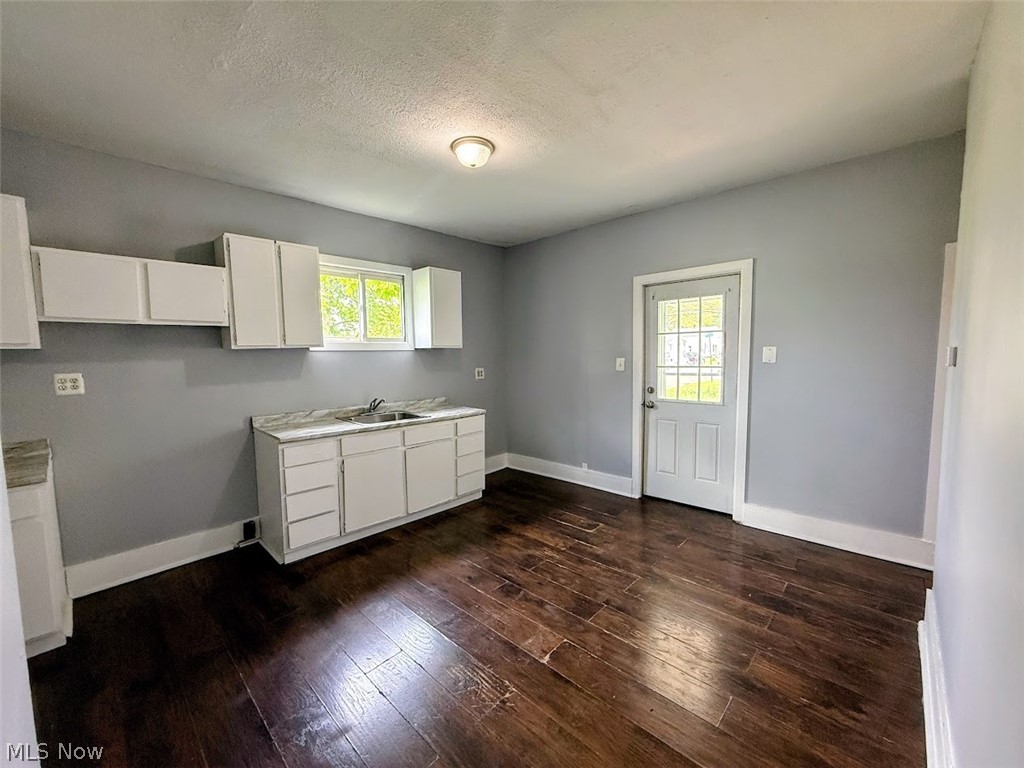 316 Young Avenue NE Canton OH 44704