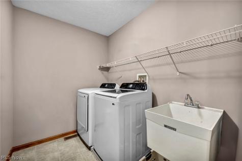 7088 Victoria Drive Mentor OH 44060