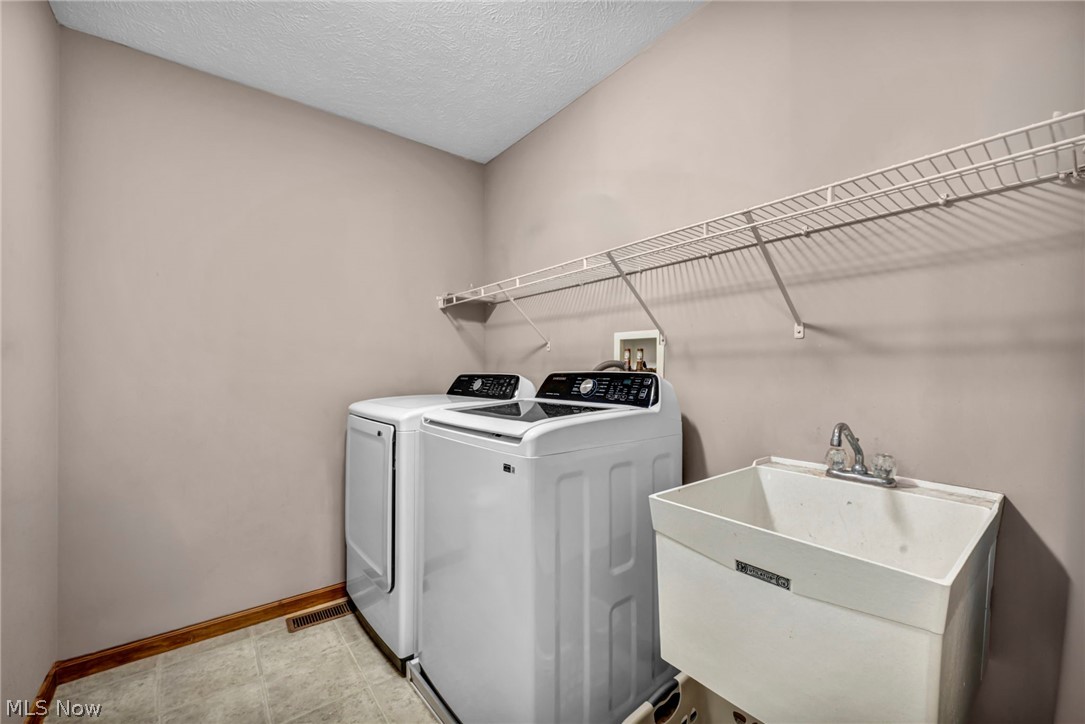 7088 Victoria Drive Mentor OH 44060