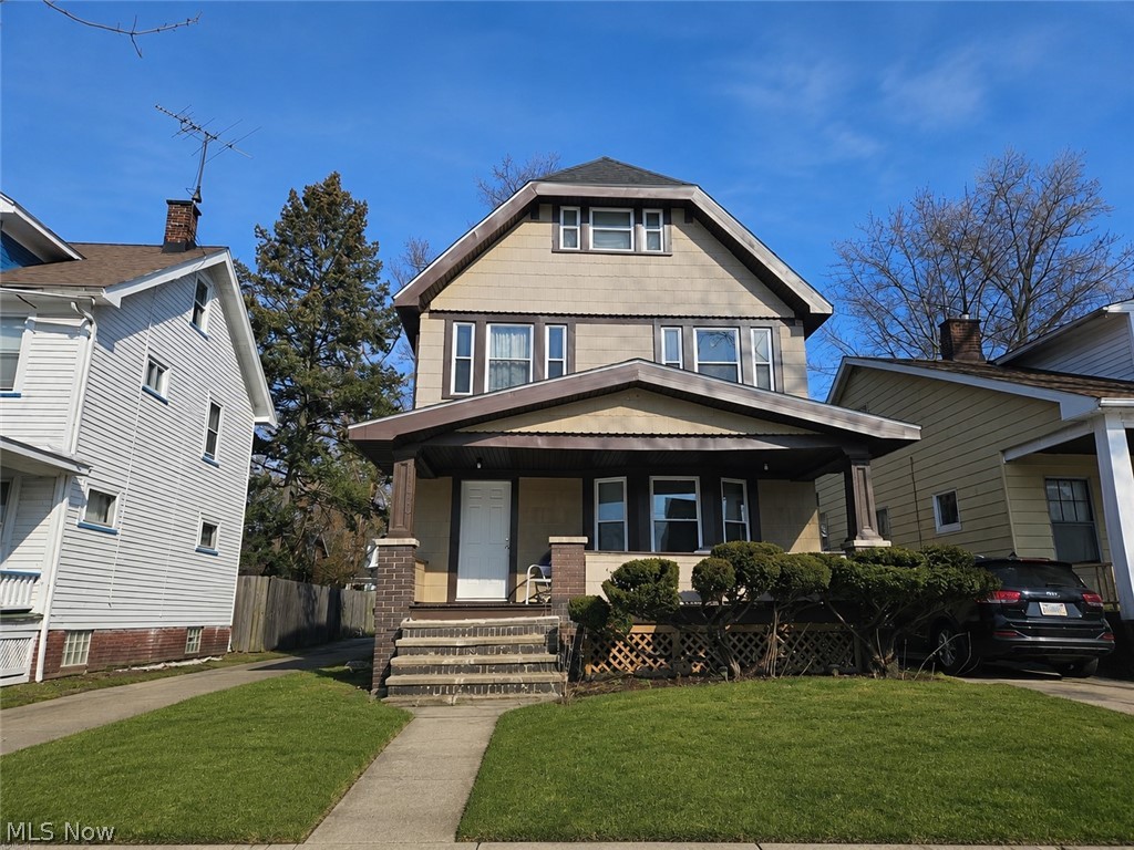 15301 Parkgrove Avenue Cleveland OH 44110