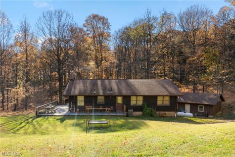 15526 Crowl Street SE Minerva OH 44657